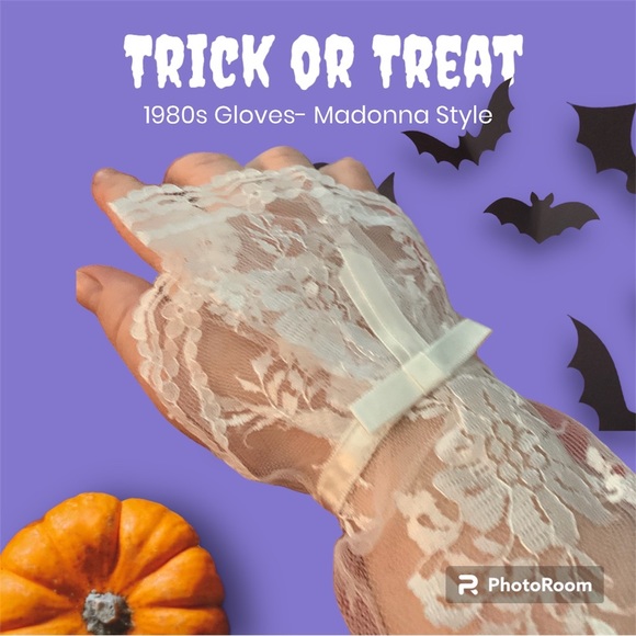 Long Ruffles Lace Gloves/ 1980s - Picture 2 of 6